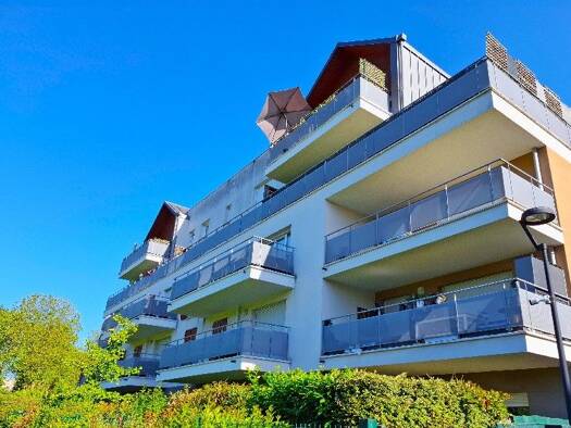 Appartement à vendre 238 000 € 3 pièces 2 chambres 59 m² RDC Lieusaint 77127