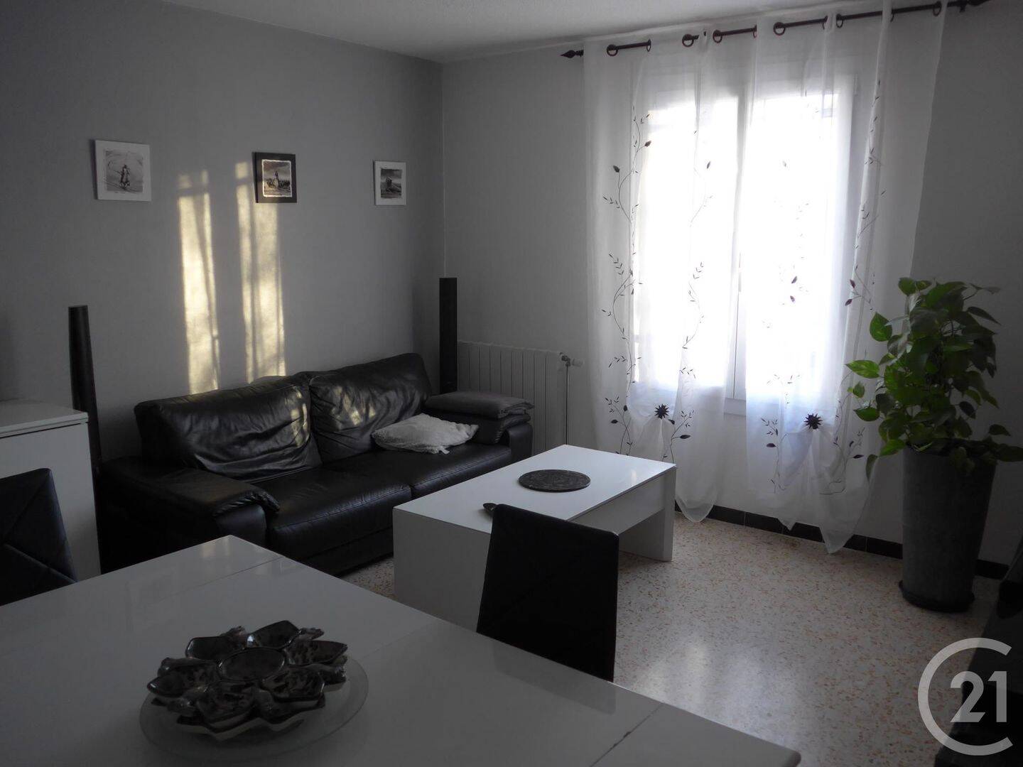 Appartement 3 pièces 63 m² · à Vauvert · 63,3 m² · 752 €/mois