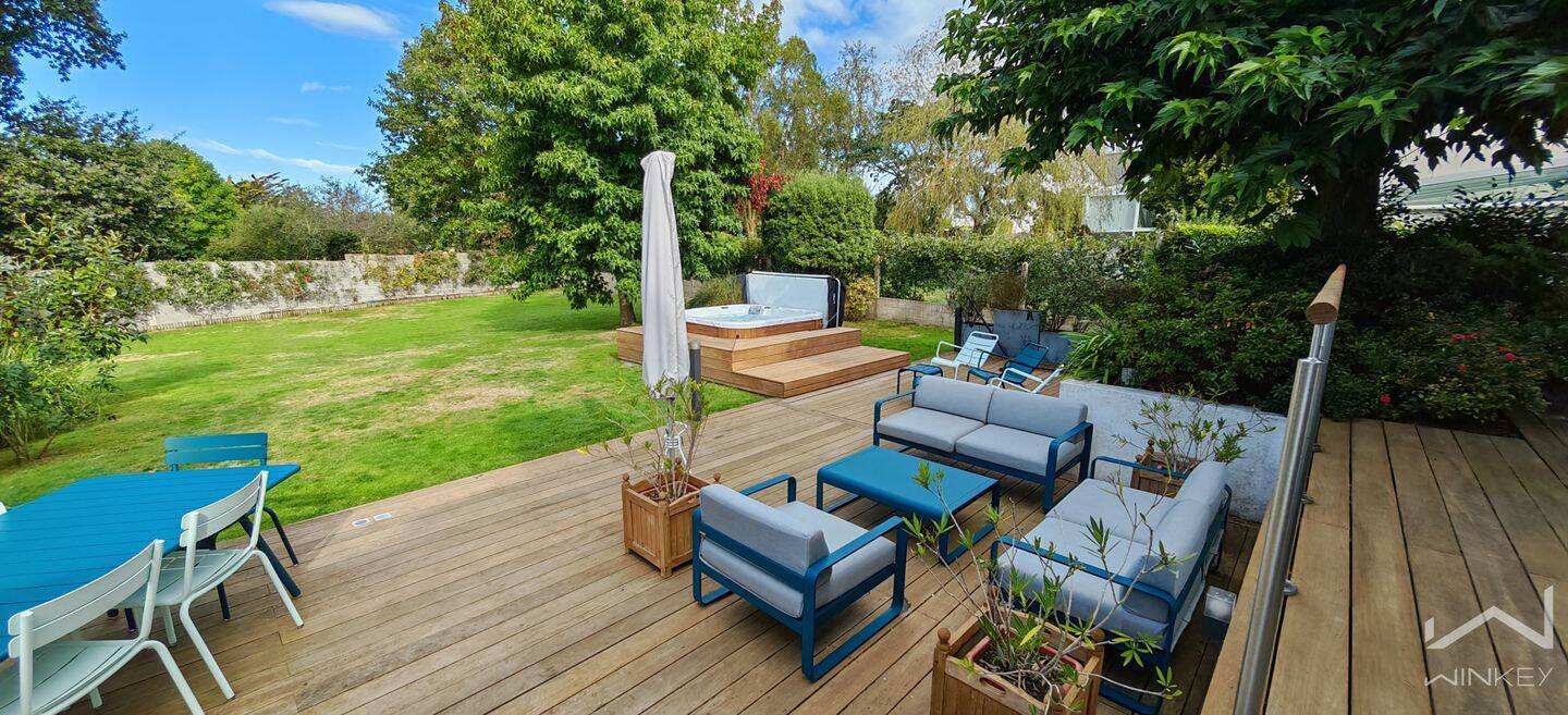 Maison 7 pièces 211 m² · à Guidel · 211 m² · 1 080 000 €