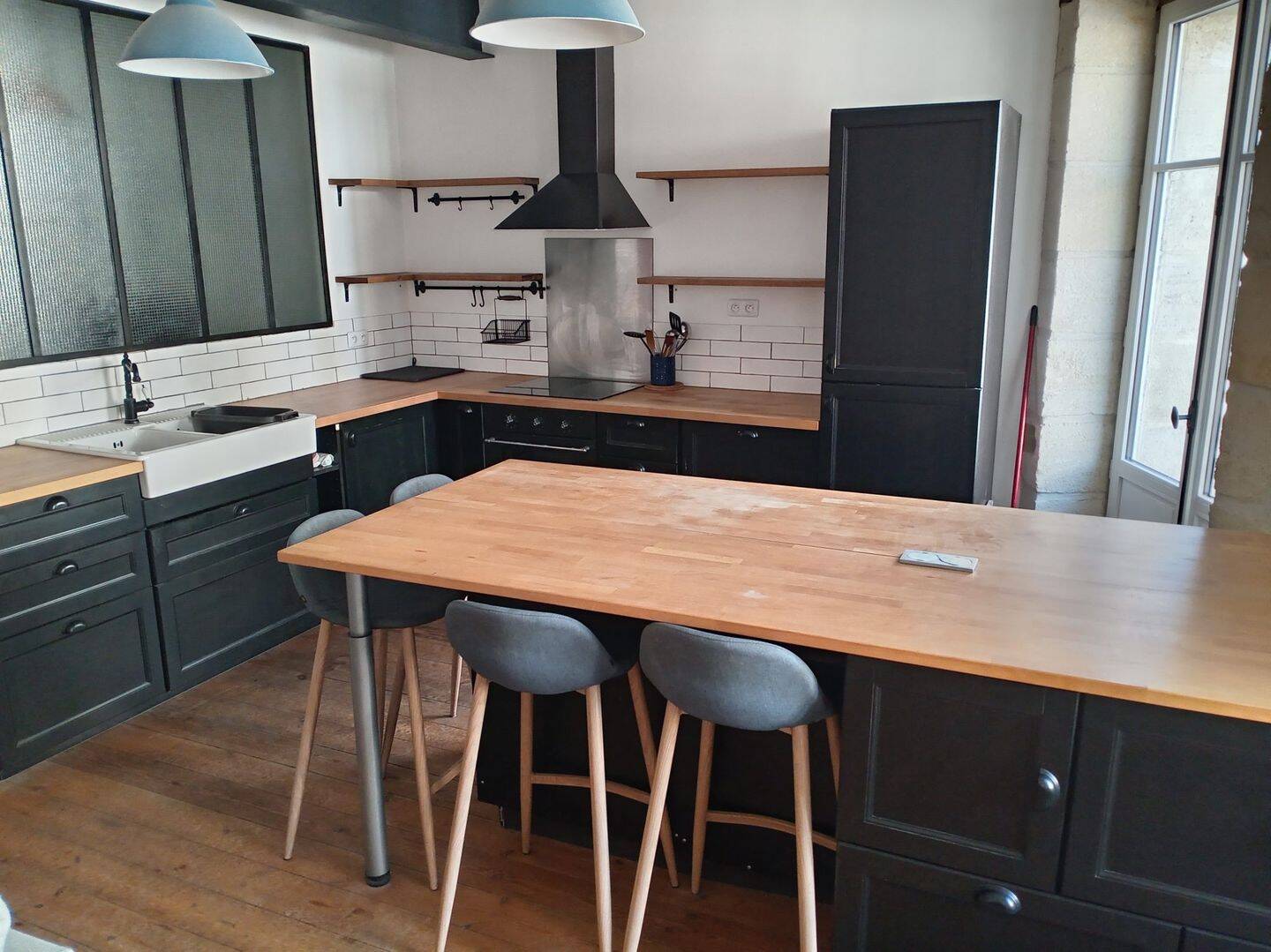 Appartement 3 pièces 74 m² · à Bordeaux · 74,2 m² · 1 235 €/mois