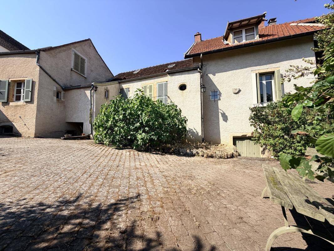 Maison 7 pièces 177 m² · à Couchey · 177 m² · 499 000 €