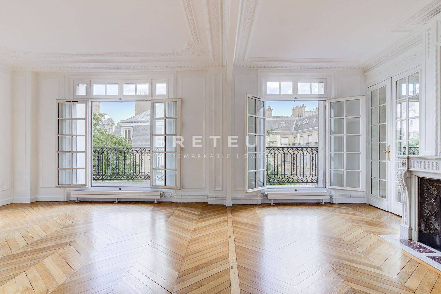 Appartement 6 pièces 177 m² · à Paris 8ème Arrondissement · 177 m² · 5 613 €/mois