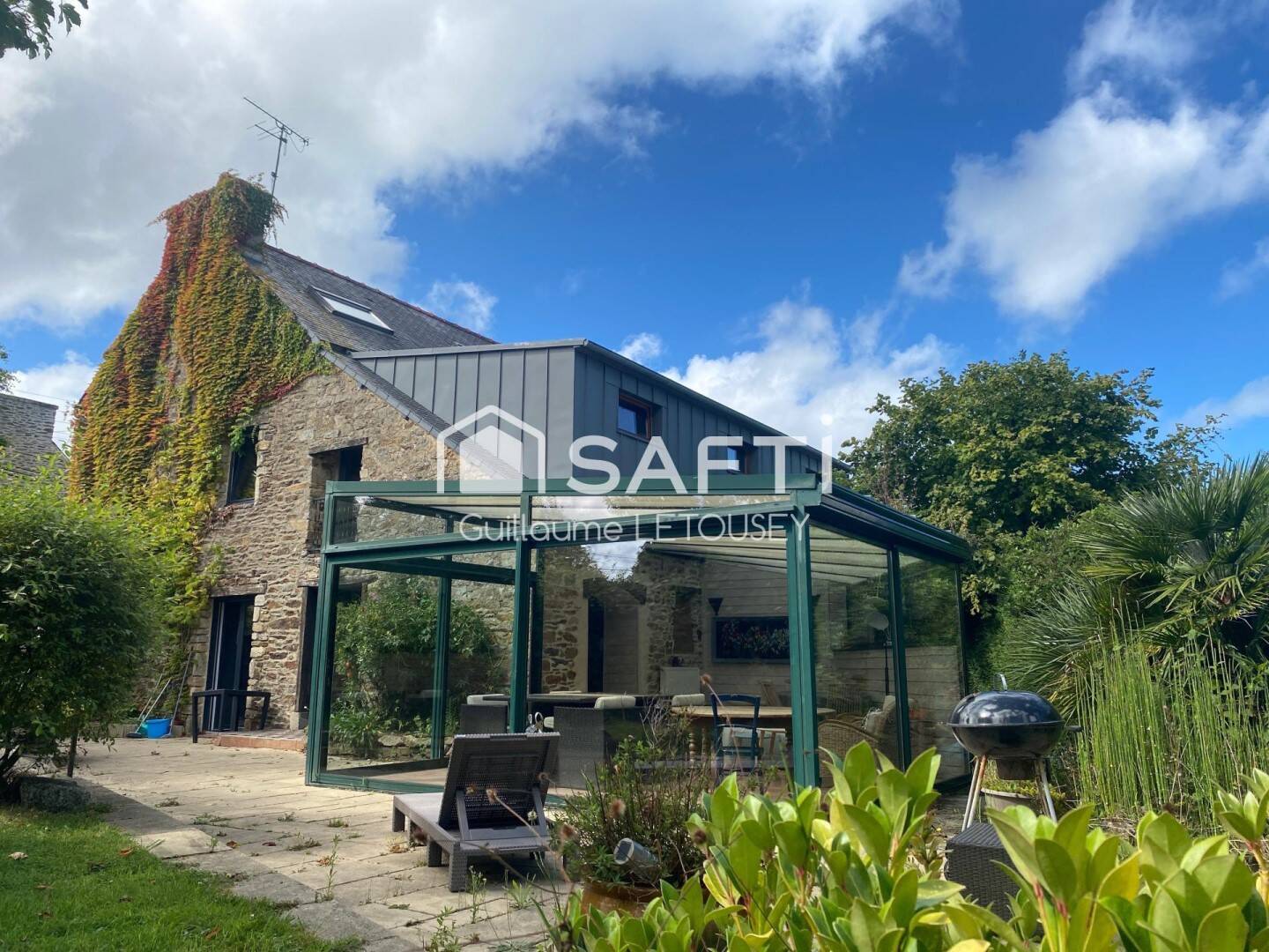 Maison 8 pièces 228 m² · à Pleslin-Trigavou · 228 m² · 339 900 €