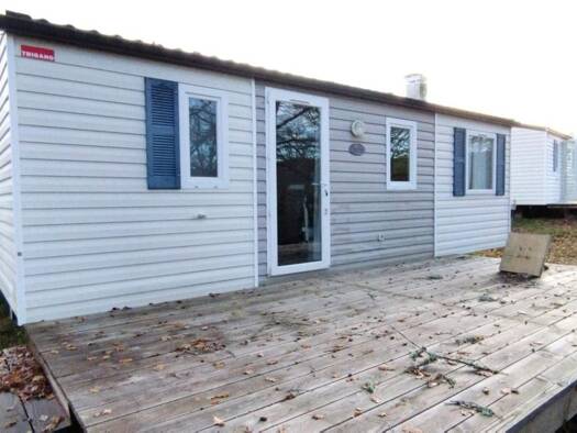 Propriété de loisirs à vendre 25 400 € 150 m² de terrain Jouillat 23220