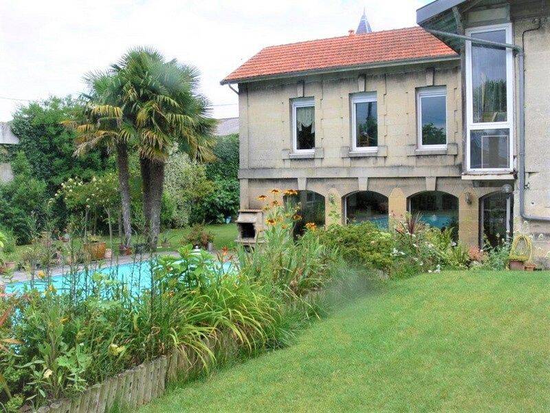 Maison 12 pièces 305 m² · à Bordeaux · 305 m² · 1 140 000 €