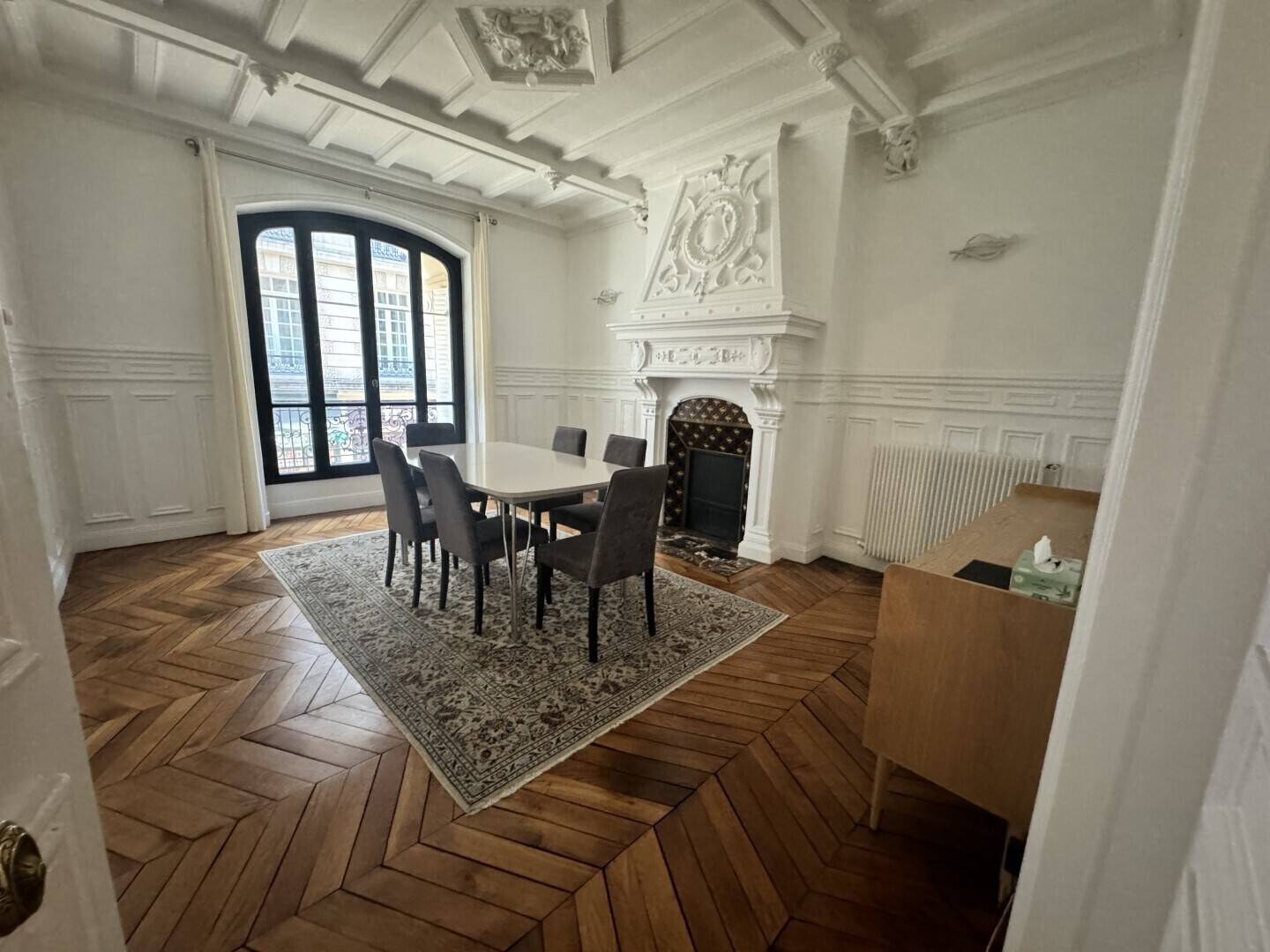 Appartement 4 pièces 145 m² · à Paris 16ème Arrondissement · 145 m² · 5 500 €/mois
