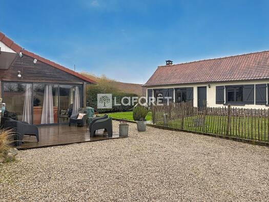 Maison à vendre 367 000 € 6 pièces 4 chambres 229 m² 1 000 m² de terrain Faubourg de la Bouvaque Abbeville 80100