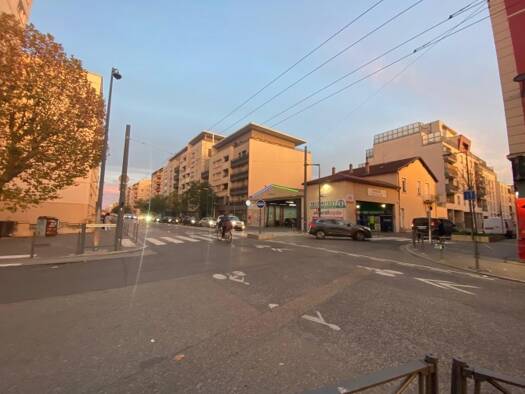 Boutique avec bail commercial 1 090 € 90 m² de surface de vente Villeurbanne 69100