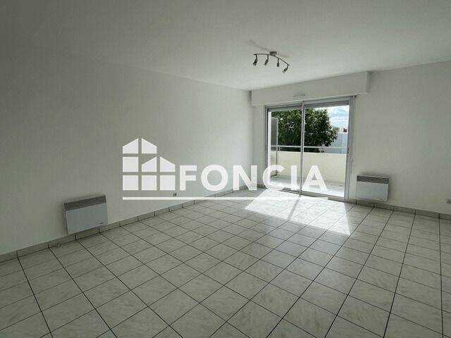 Appartement 3 pièces 61 m² · à Rezé · 60,6 m² · 769 €