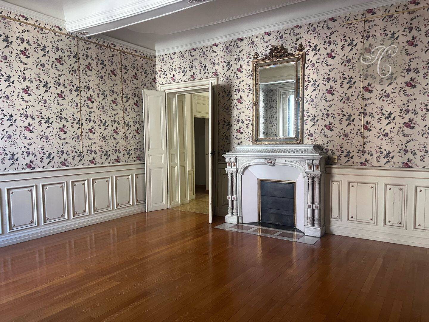 Appartement 4 pièces 126 m² · à Avignon · 126 m² · 1 450 €/mois