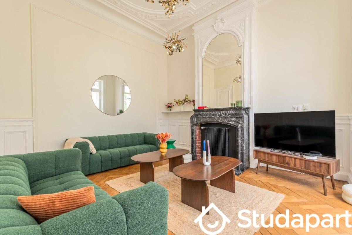1 pièce 10 m² · à Lille · 10 m² · 730 €