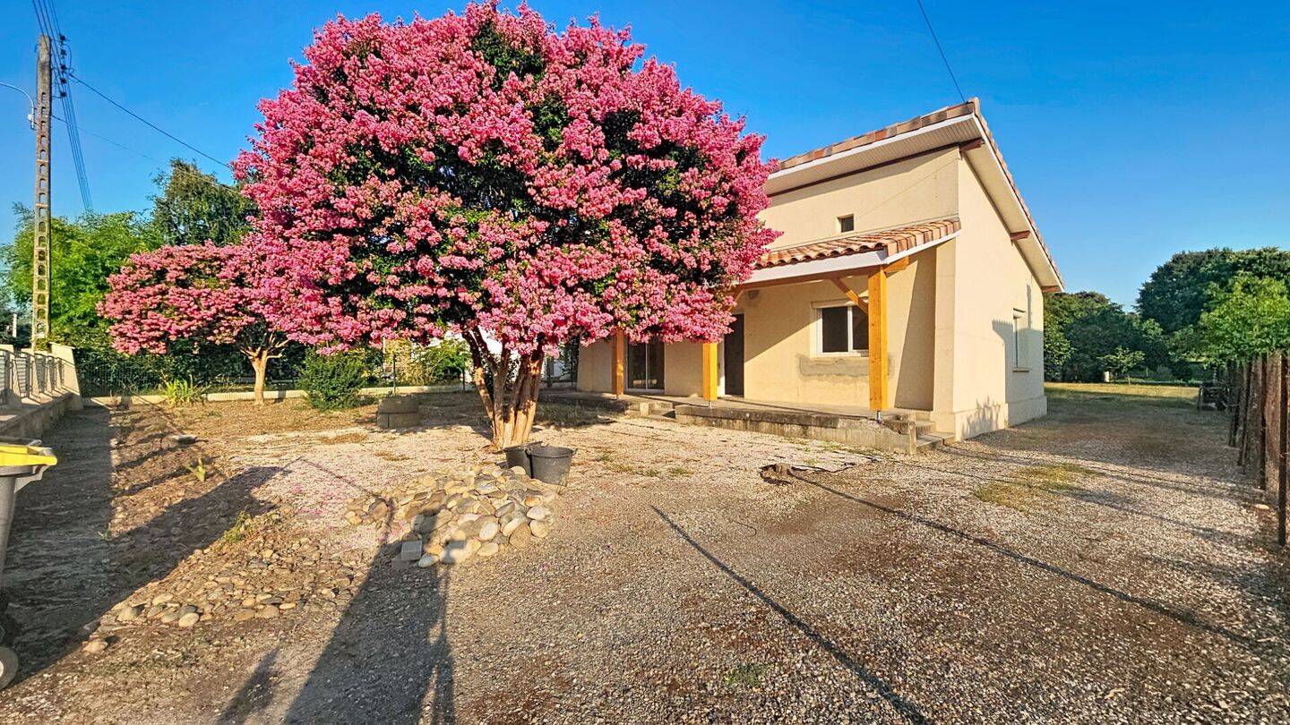 Maison 3 pièces 77 m² · à Carbonne · 77 m² · 212 000 €