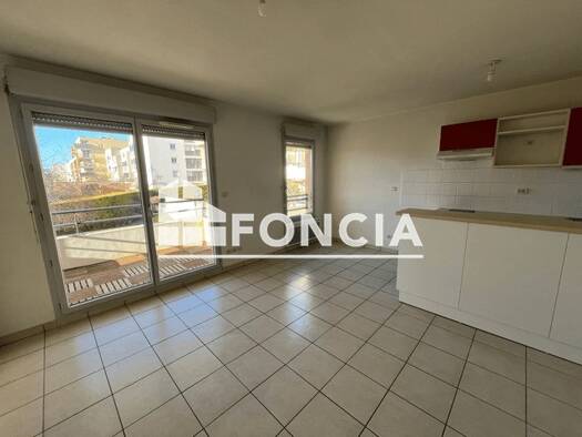 Appartement à louer 599 € 2 pièces 1 chambre 39,7 m² 1er étage Centre-Saint Bonnet-Muissiat Villefontaine 38090