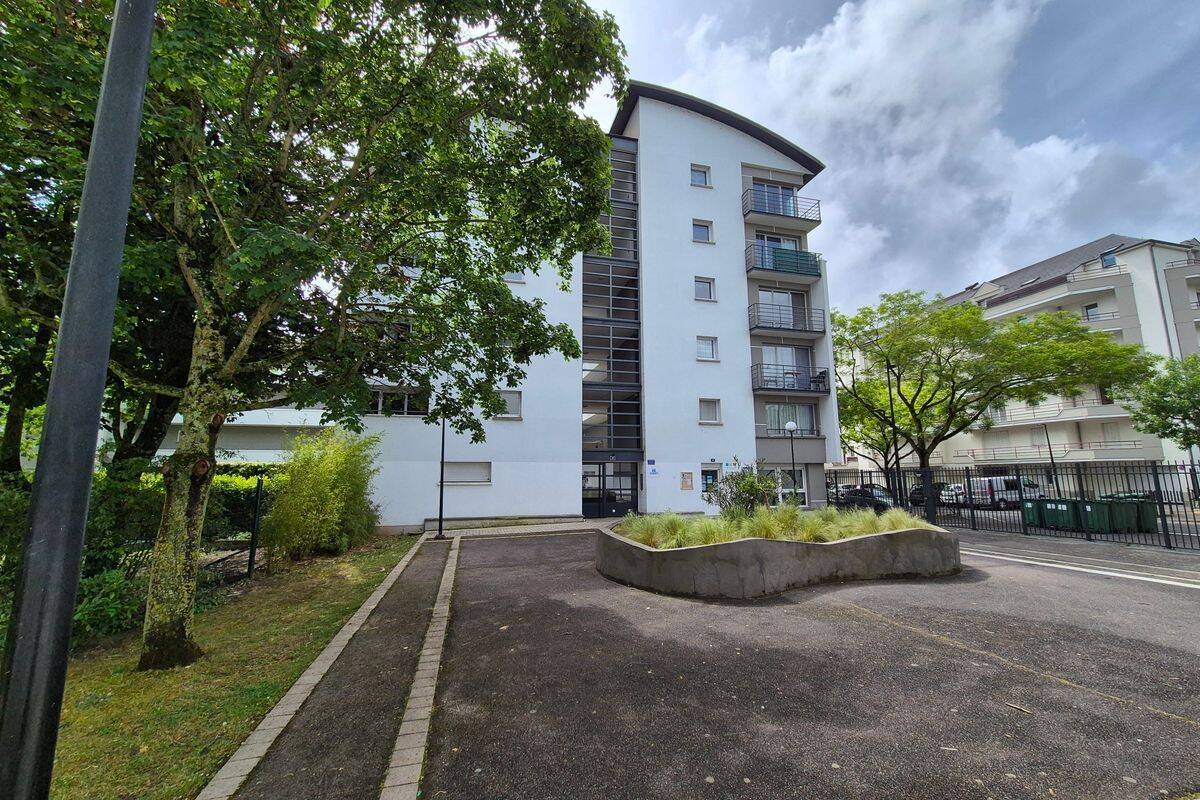 Appartement 4 pièces 63 m² · à Orléans · 63 m² · 114 800 €