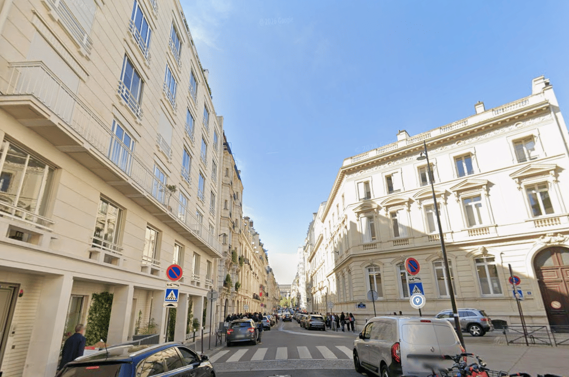 Appartement 4 pièces 117 m² · à Paris 16ème Arrondissement · 116,9 m² · 1 160 000 €