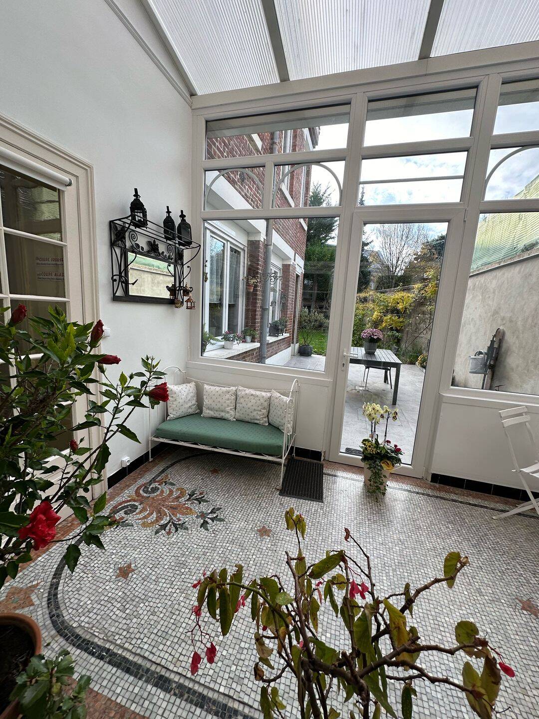 Maison 9 pièces 230 m² · à Saint-Quentin · 230 m² · 310 000 €