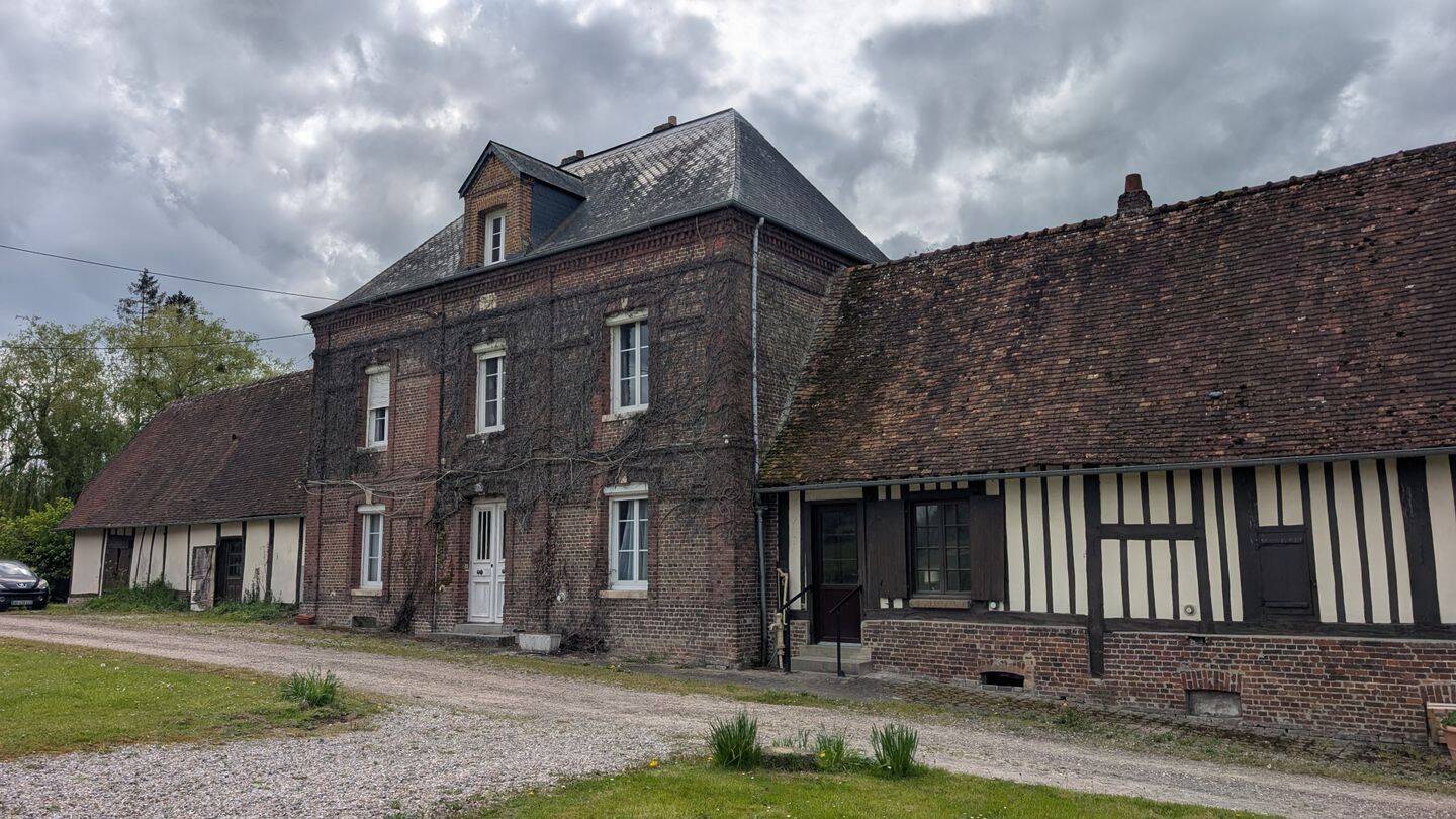 Maison 9 pièces 193 m² · à Bully · 193 m² · 420 000 €