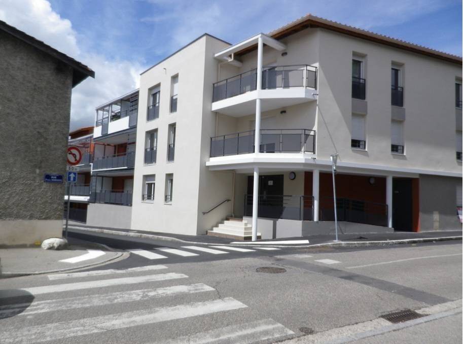 Appartement 2 pièces 39 m² · à Caluire-Et-Cuire · 39 m² · 713 €