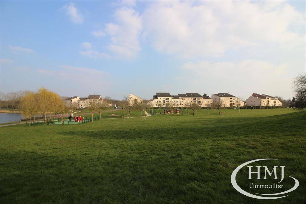 Appartement 4 pièces 87 m² · à Évry-Courcouronnes · 87 m² · 210 000 €