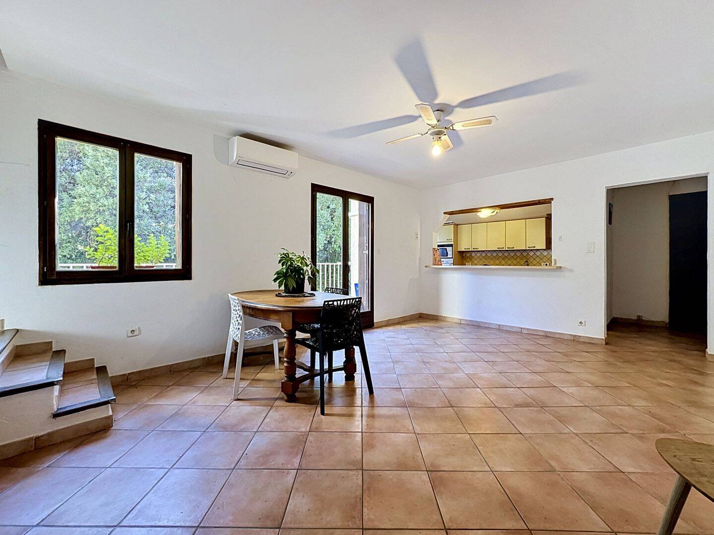 Appartement 5 pièces 108 m² · à Sari-Solenzara · 108,2 m² · 285 000 €