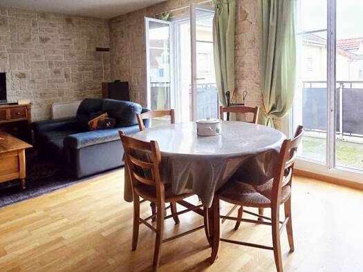 Appartement à vendre 280 000 € 4 pièces 3 chambres 79 m² Étage 2/3 Bailly-Romainvilliers 77700