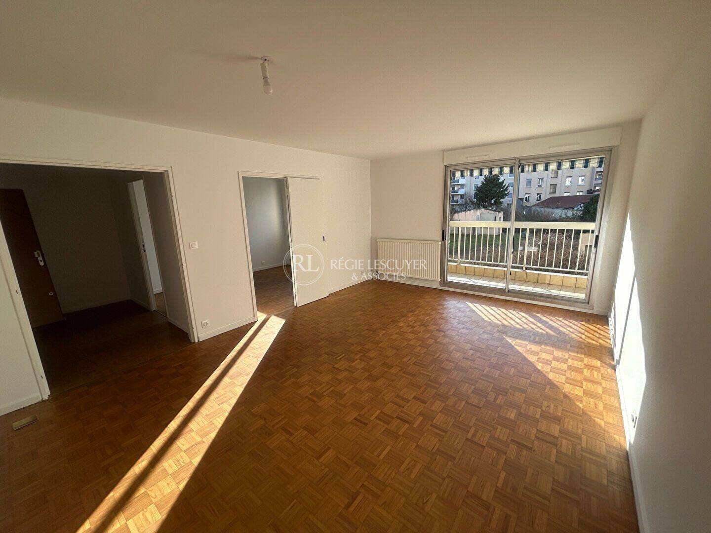 Appartement 4 pièces 96 m² · à Lyon 7ème Arrondissement · 96 m² · 1 378 €/mois
