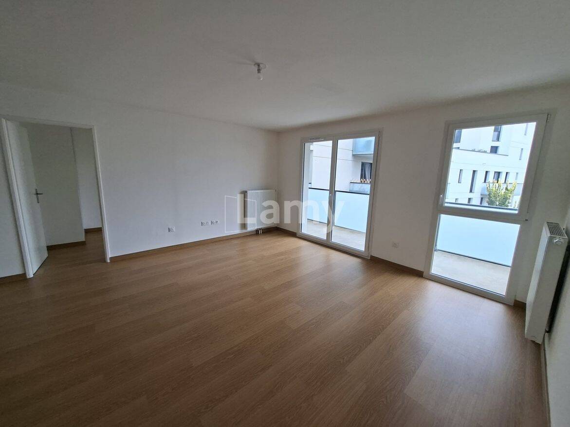 Appartement 4 pièces 80 m² · à Valenciennes · 79,5 m² · 726 €