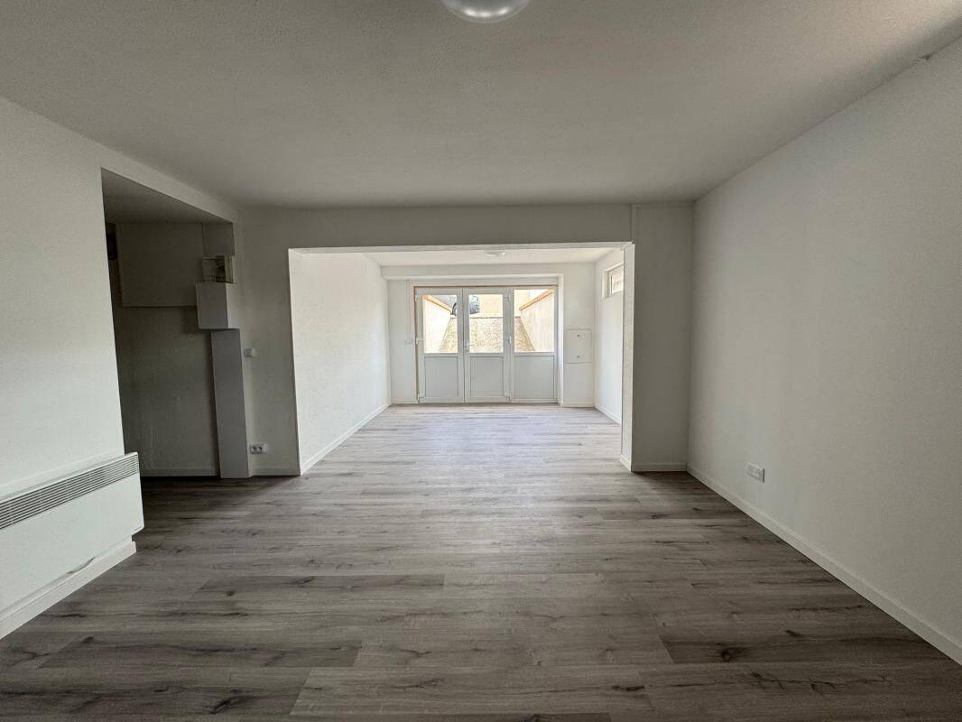 Appartement 1 pièce 60 m² · à Chailly-en-Bière · 60 m² · 780 €