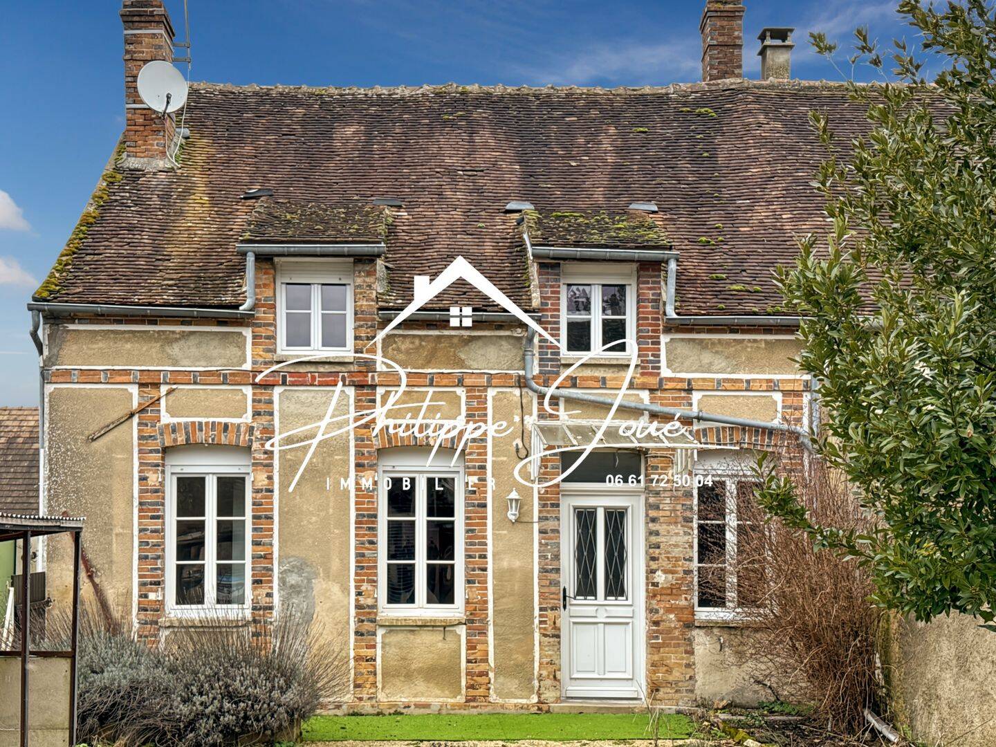 Maison 4 pièces 97 m² · à Fontaine-la-Gaillarde · 97 m² · 168 000 €