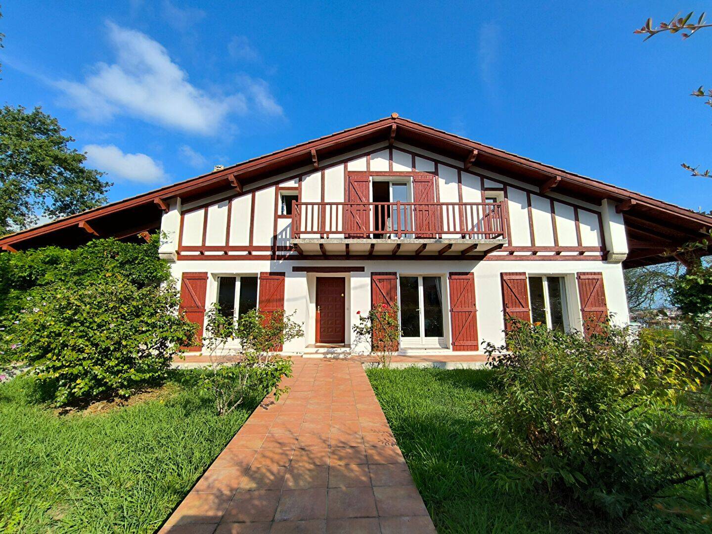 Maison 9 pièces 200 m² · à Ciboure · 200 m² · 945 000 €