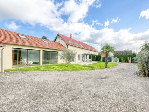 Maison à vendre 310 000 € 7 pièces 5 chambres 225 m² 800 m² de terrain Les Andelys 27700