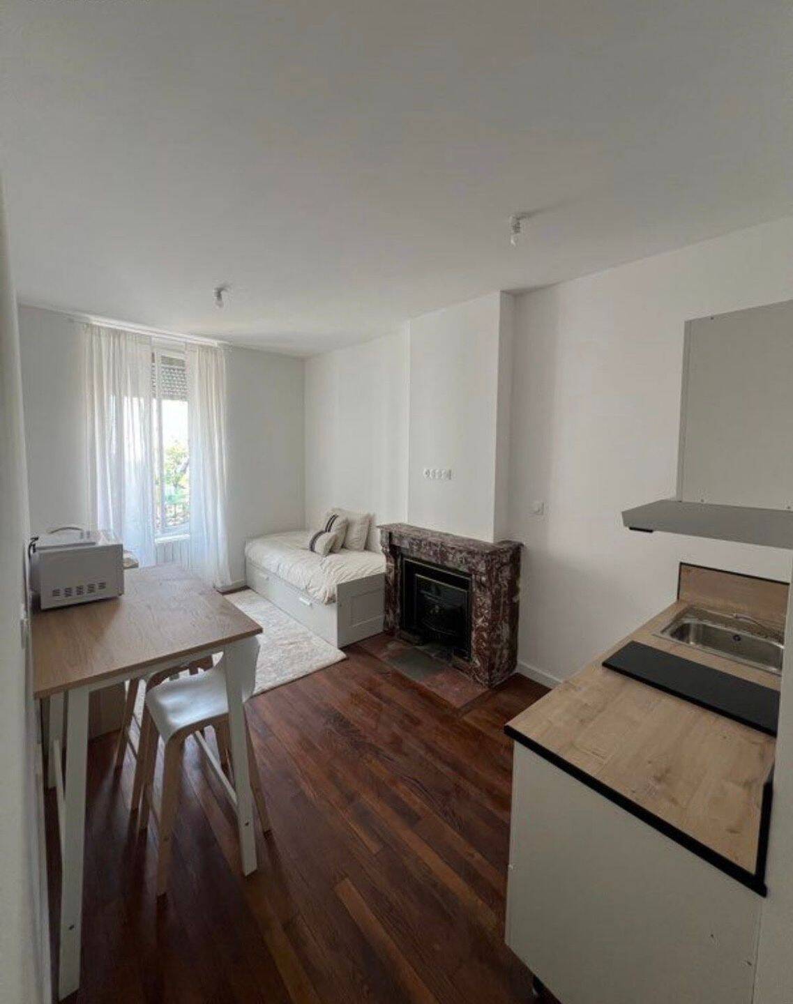 Appartement 1 pièce 24 m² · à Lyon 8ème Arrondissement · 24 m² · 790 €