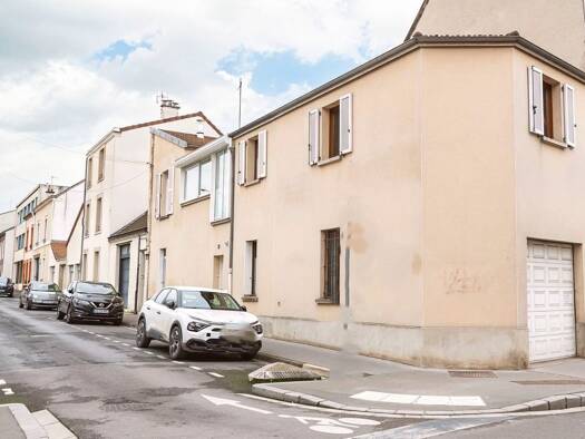 Maison à vendre 288 000 € 5 pièces 3 chambres 148 m² 104 m² de terrain Cernay Jamin-Jean Jaurès-Epinettes Reims 51100