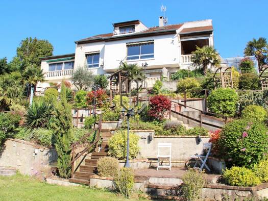 Maison à vendre 1 195 000 € 11 pièces 6 chambres 400 m² 1 275 m² de terrain Coteaux Chennevières-sur-Marne 94430