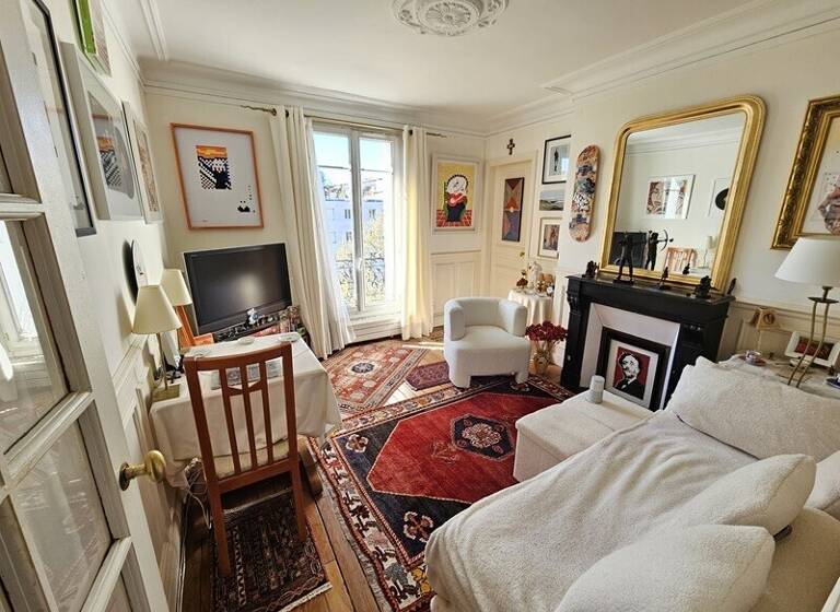 Appartement en viager occupé Bouquet 95 500 € 2 pièces 1<br/>chambre 35 m²<br/>superficie 6ème<br/>étage Paris 12ème 75012