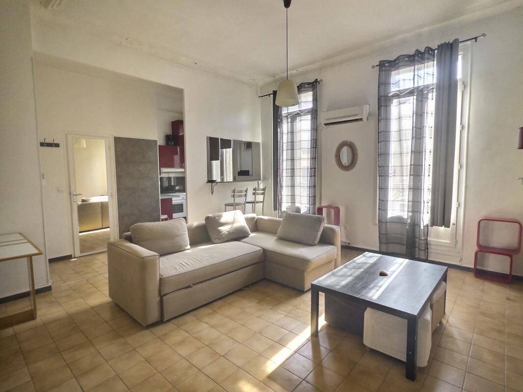 Appartement 1 pièce 40 m² · à Marseille 7ème Arrondissement · 40 m² · 678 €