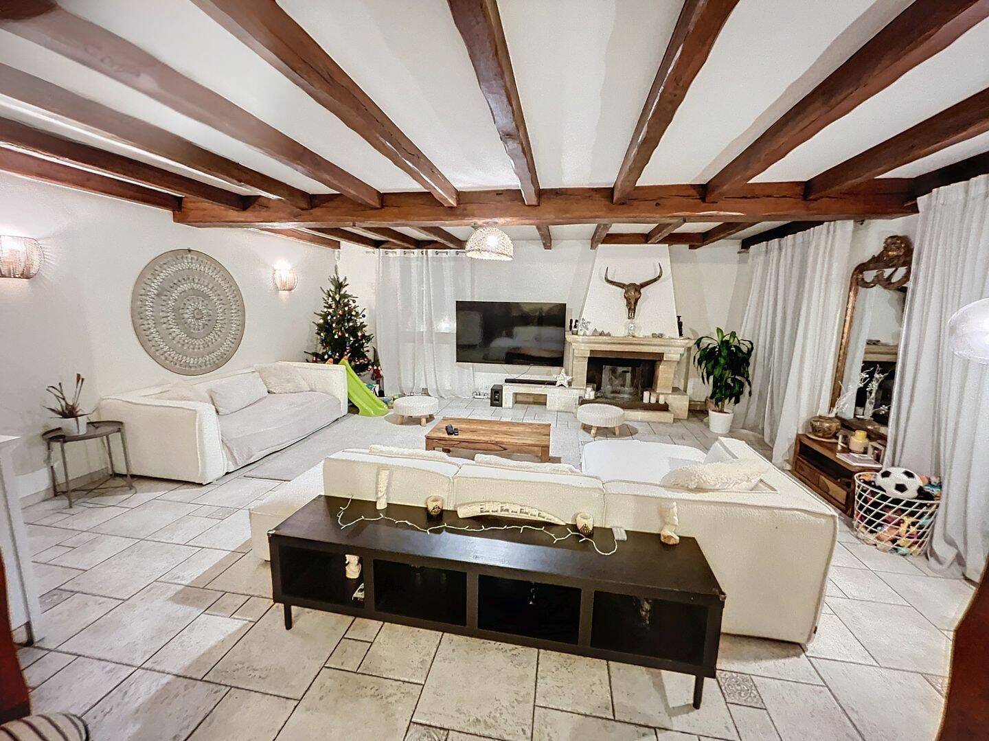 Maison 6 pièces 170 m² · à Vaujours · 170 m² · 499 000 €