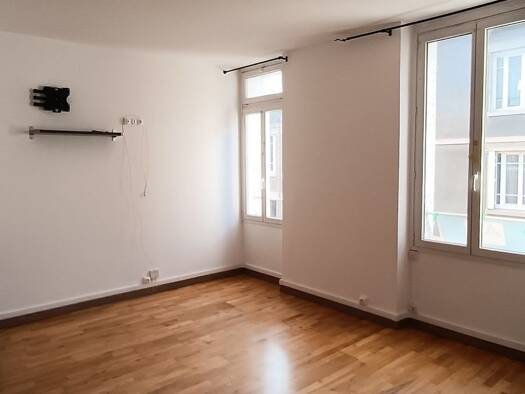 Immeuble à vendre 146 000 € 70 m² Creil 60100