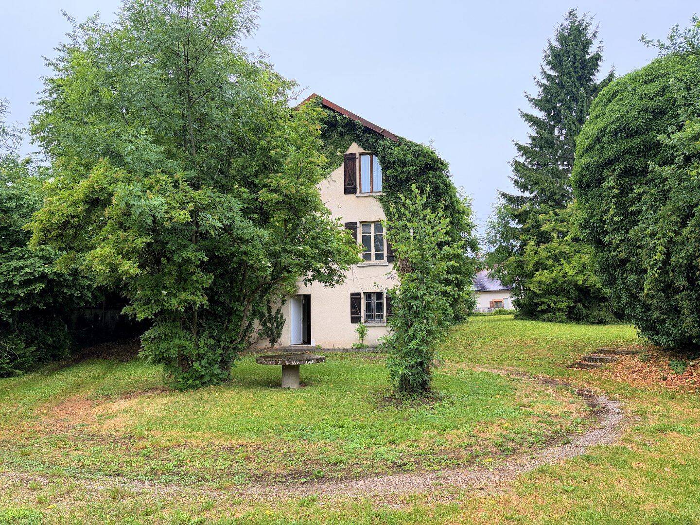 Maison 5 pièces 100 m² · à Valentigney · 100 m² · 84 900 €