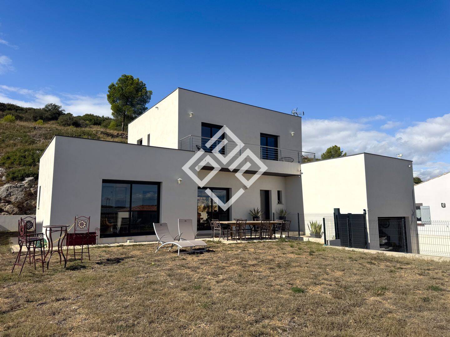 Maison 5 pièces 130 m² · à Montredon-des-Corbières · 129,8 m² · 420 000 €