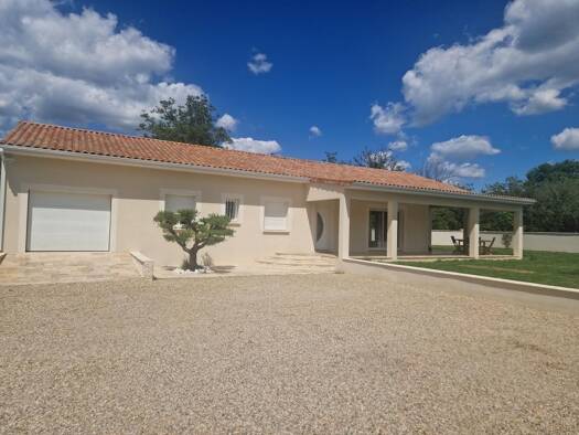 Maison à vendre 315 000 € 4 pièces 3 chambres 118 m² 1 693 m² de terrain Rural Terrasson-Lavilledieu 24120