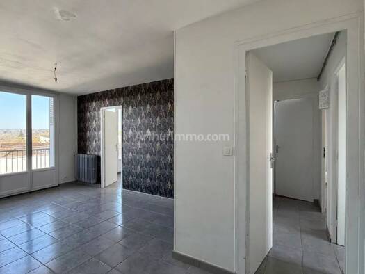 Appartement à vendre 86 000 € 4 pièces 3 chambres 65,9 m² Étage 3/4 Les Avenières Veyrins-Thuellin 38630