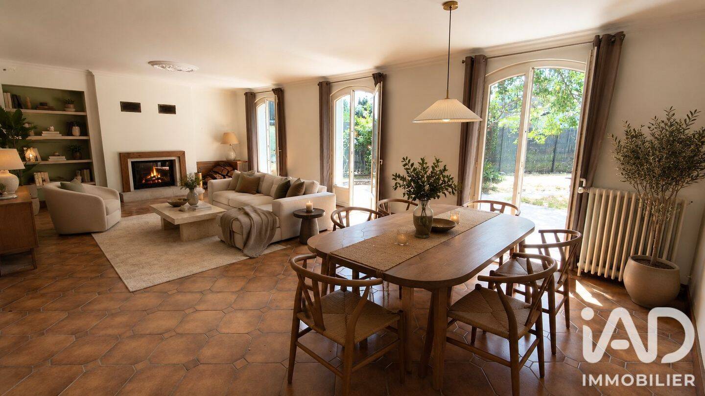 Maison 8 pièces 200 m² · à Châteauroux · 200 m² · 249 000 €