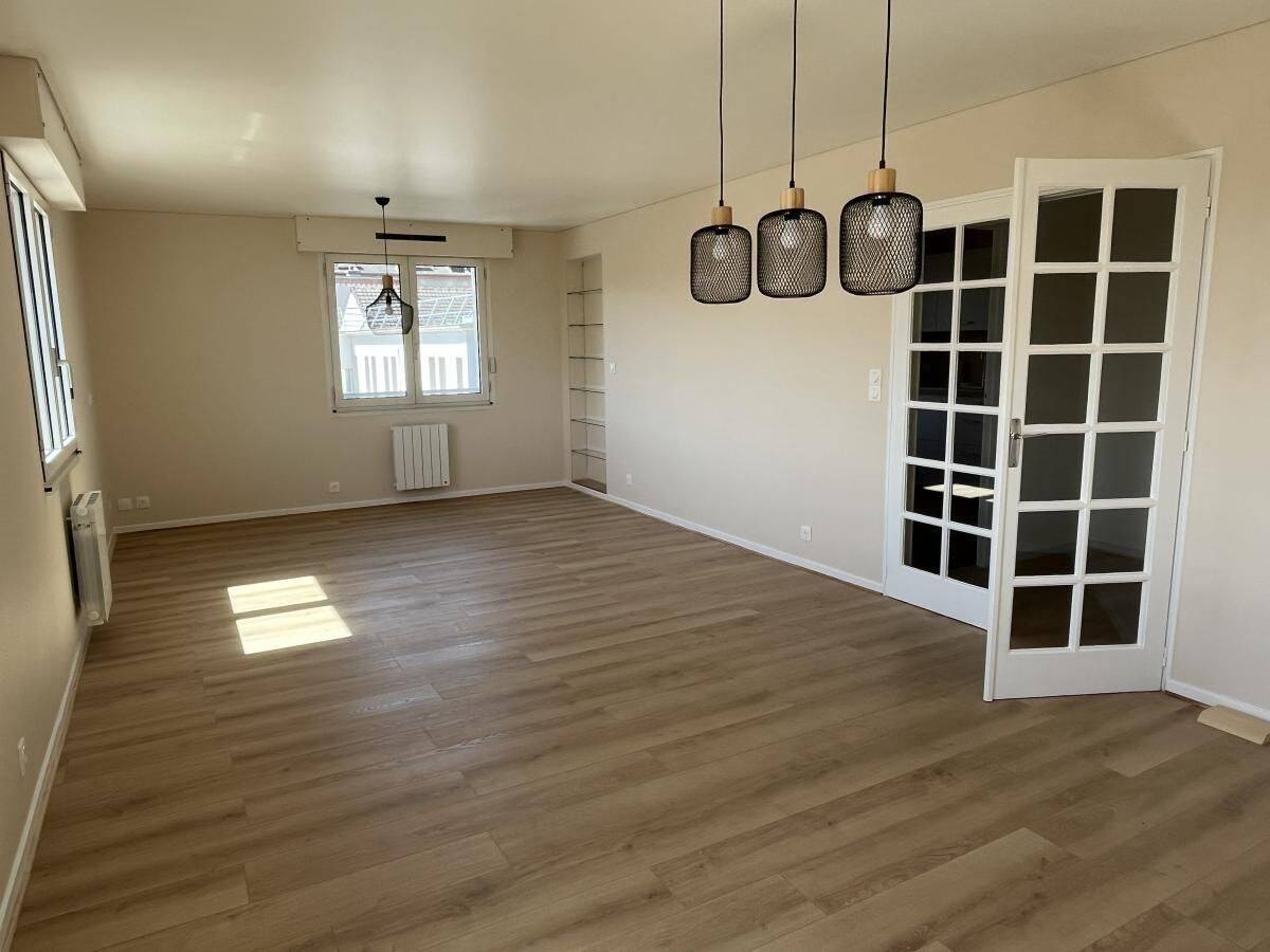 Appartement 4 pièces 106 m² · à Épernay · 105,6 m² · 285 000 €