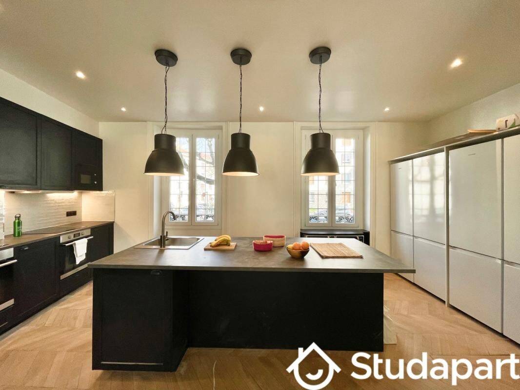1 pièce 15 m² · à Bagneux · 15 m² · 950 €