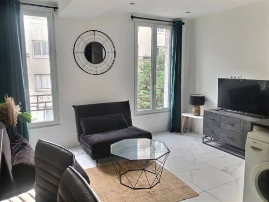 Appartement à vendre 229 900 € 2 pièces 1 chambre 32,6 m² Étage 2/3 Quatre Chemins-Jaurès Pantin 93500