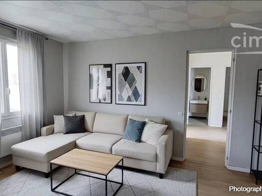 Appartement à vendre 212 000 € 2 pièces 1 chambre 57,1 m² Étage 5/5 Lyon 8ème arrondissement 69008