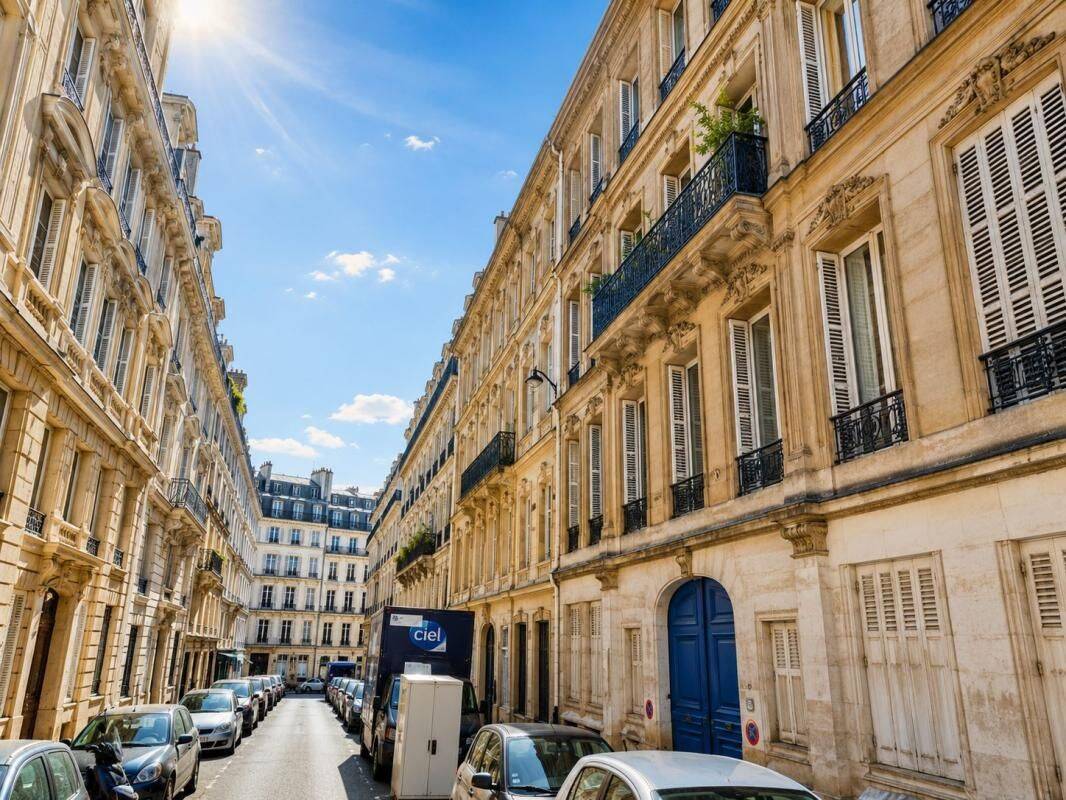 Appartement 1 pièce 36 m² · à Paris 9ème Arrondissement · 36 m² · 1 690 €/mois