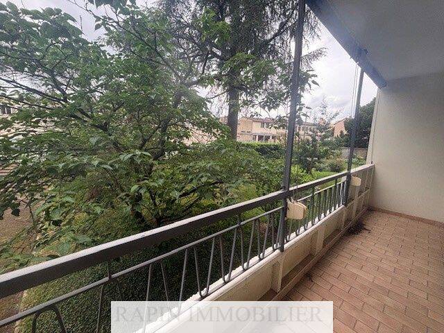 Appartement 4 pièces 73 m² · à Lyon 5ème Arrondissement · 73 m² · 210 000 €