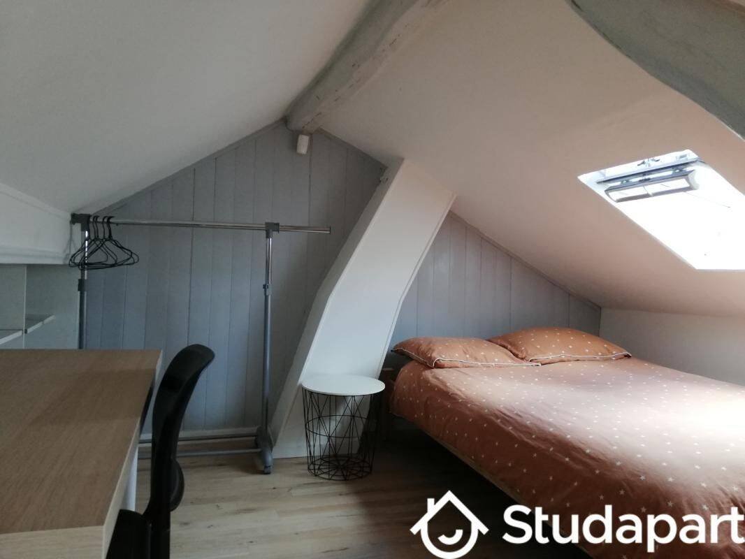 Appartement 1 pièce 9 m² · à Villetaneuse · 9 m² · 490 €
